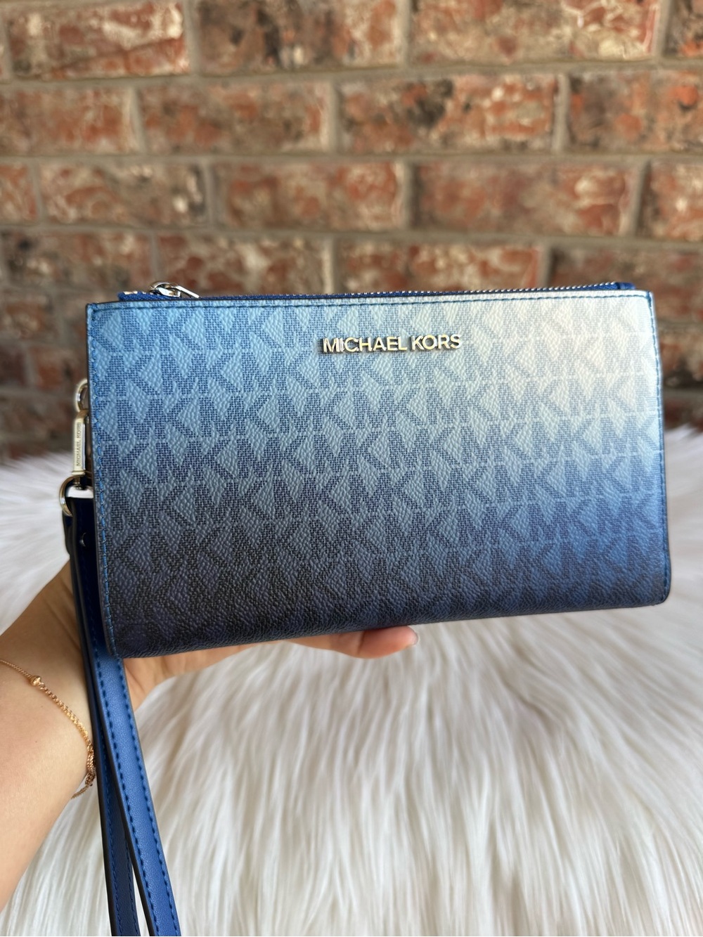 Michael Kors Blue Ombre Signature Wristlet Wallet